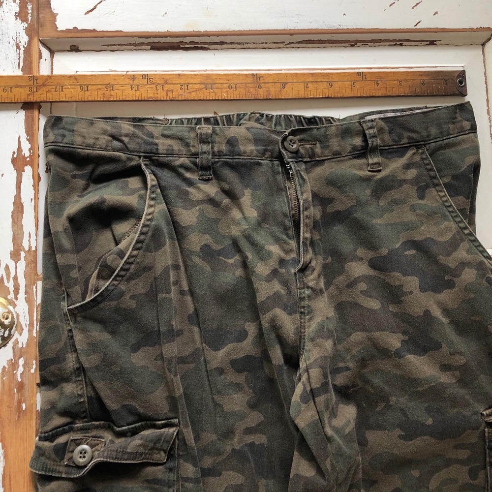 M.A.O Original Brand Camo Pants - Picture 7 of 9
